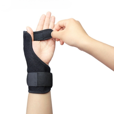 BOER Sports Fitness Hand Support Thumb Protection Non-slip Safety Wrist Guard for Boxing Lifting cycling COD [2002907]